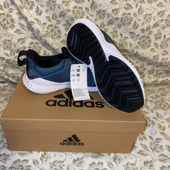 NEW Adidas FORTARUN K - Picture 3 of 4